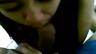 حكاية من أنبوب إباحي ألهمت جلسة استمناء قاسية