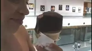 امرأة سمراء مدلل هي ممارسة الجنس غير الرسمي طوال اليوم، قبل أن يأتي أي شخص آخر لزيارتها في المنزل. امرأة سمراء مدلل هي ممارسة الجنس غير الرسمي طوال اليوم، قبل أن يأتي أي شخص آخر لزيارتها في المنزل.