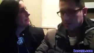 أنيق جبهة تحرير مورو الإسلامية في جوارب طويلة مارس الجنس في الهواء الطلق أنيق جبهة تحرير مورو الإسلامية في جوارب طويلة مارس الجنس في الهواء الطلق