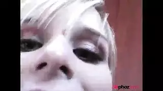 شقراء المثيرة الساخنة هو صنع مع أفضل صديق لها لأنها حاضر عيد ميلاده. شقراء المثيرة الساخنة هو صنع مع أفضل صديق لها لأنها حاضر عيد ميلاده.