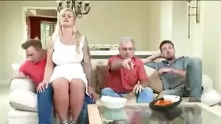 قرنية ابنة سخيف المسيحية قرنية ابنة سخيف المسيحية