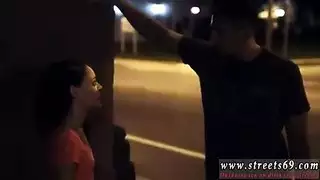 في سن المراهقة الحلو، هولي فون وسلم في الغرفة وسيم سخيف، في حين أن والديها ليسوا في المنزل في سن المراهقة الحلو، هولي فون وسلم في الغرفة وسيم سخيف، في حين أن والديها ليسوا في المنزل