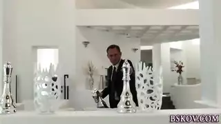 شقراء مع كبير الثدي يريد أن يمارس الجنس معك فقط من أجل المتعة دون مشاعر أخرى شقراء مع كبير الثدي يريد أن يمارس الجنس معك فقط من أجل المتعة دون مشاعر أخرى