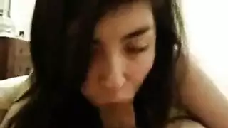 بعد اللسان لطيف، يركب في سن المراهقة شقراء الديك الصلب الجار الأمامي، على الأريكة. بعد اللسان لطيف، يركب في سن المراهقة شقراء الديك الصلب الجار الأمامي، على الأريكة.