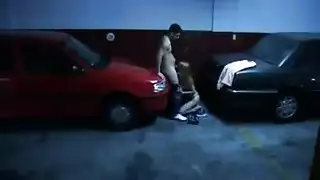 سكس محارم ساخن في فيديو نيك بين اخ و اخته في مكان مهجور