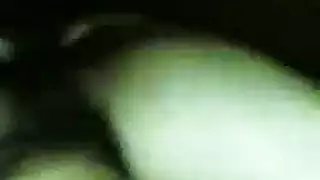 العاهرة في حالة سكر تُظهر الحمار الأسود تأخذ رجل مهرج مع ديك ضخم. العاهرة في حالة سكر تُظهر الحمار الأسود تأخذ رجل مهرج مع ديك ضخم.