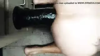 فيرا كينج تتعمق في أعماقها لأنها تحتاج إلى موانئ دبي على الفور ، حتى لو كان ذلك يعني الحصول على مارس الجنس بقوة