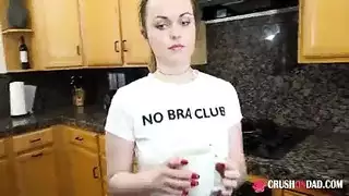 نهر فوكس يعمل كحارس شخصي ومرة واحدة في اليوم، فهي تحصل مارس الجنس من الصعب نهر فوكس يعمل كحارس شخصي ومرة واحدة في اليوم، فهي تحصل مارس الجنس من الصعب