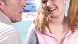 أحلى سكس بين المدرس والطالبة في الفصل وعلى مكتبه مع نيك الكس ولحسه