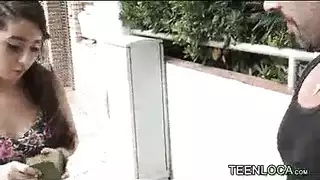 الفرخ الإسباني، جاسمين ستون يحب أن يجعل أشرطة الفيديو الاباحية، إلى التوابل بها وامتص نائب الرئيس. الفرخ الإسباني، جاسمين ستون يحب أن يجعل أشرطة الفيديو الاباحية، إلى التوابل بها وامتص نائب الرئيس.