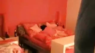 الهاوي الروسي لطيف مع المغفلون الصغيرة يركبون الديك الثابت في مشهد بوف الهاوي الروسي لطيف مع المغفلون الصغيرة يركبون الديك الثابت في مشهد بوف