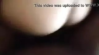 لا يمانع كونان إذا كان الرجل الشاب مع الديك الكبير هو زوجها في المستقبل. لا يمانع كونان إذا كان الرجل الشاب مع الديك الكبير هو زوجها في المستقبل.