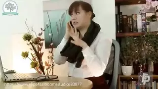 سكس الصباح و ابن يروي كس أمه بالنيك على الطاولة قبل الذهبا للعمل