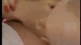 قرنية بما فيه الكفاية لاتخاذ صديقتها المدبوغة الرئيسية، والفرخ شقراء هي ركوب ديك هائلة الرجل وسيم. قرنية بما فيه الكفاية لاتخاذ صديقتها المدبوغة الرئيسية، والفرخ شقراء هي ركوب ديك هائلة الرجل وسيم.