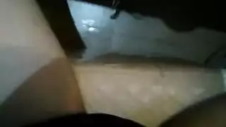 فاتنة عارية مع الثدي الصغيرة قد أسفل على ركبتيها واستضاف مخطط يومها للاستمناء. فاتنة عارية مع الثدي الصغيرة قد أسفل على ركبتيها واستضاف مخطط يومها للاستمناء.