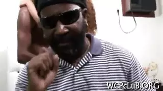 زب كبير لجليسة الأطفال الصغيرة ، يا لها من طريقة لقضاء فترة ما بعد الظهر زب كبير لجليسة الأطفال الصغيرة ، يا لها من طريقة لقضاء فترة ما بعد الظهر