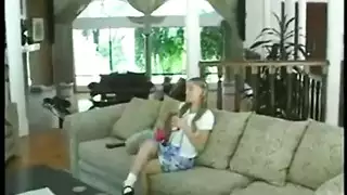 كانت جليسة أطفال ساخنة تتوق إلى ممارسة الجنس مع صاحب عملها في منزلها كانت جليسة أطفال ساخنة تتوق إلى ممارسة الجنس مع صاحب عملها في منزلها