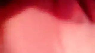 كانت مراهقة الأشقر الفليرتي خجولة بعض الشيء عندما طلبت من أخيها أن ترضيها تمامًا. كانت مراهقة الأشقر الفليرتي خجولة بعض الشيء عندما طلبت من أخيها أن ترضيها تمامًا.