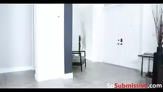 الابنة المطيعة تحب أن تكون عاهرة شرموطة لابوها الذي يقسو عليها في النيك الابنة المطيعة تحب أن تكون عاهرة شرموطة لابوها الذي يقسو عليها في النيك