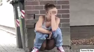 الأطفال الناضجة هم الحفلات معا وممارسة الجنس سرا مع أصدقائهم الحميمين أو أصدقائهن الأطفال الناضجة هم الحفلات معا وممارسة الجنس سرا مع أصدقائهم الحميمين أو أصدقائهن