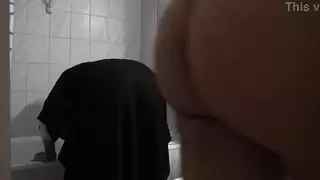 خادمة التنظيف التركية البالغة من العمر عامًا ، دعني دائمًا نائب الرئيس في بوسها خادمة التنظيف التركية البالغة من العمر عامًا ، دعني دائمًا نائب الرئيس في بوسها