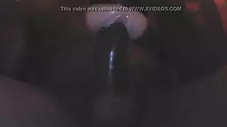 السيدات المشاغب هي سخيف رجل واحد في نفس الوقت، في حين أن زوجته تشاهدهم. السيدات المشاغب هي سخيف رجل واحد في نفس الوقت، في حين أن زوجته تشاهدهم.