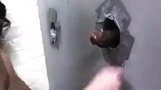 ثلاثة شباب أسود، بلير وليامز، إليزا جين واشلي العنبر يمثلون مجموعة من ثلاثة أشخاص مع وظيفة ضربة.