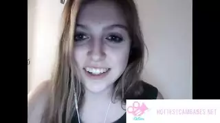 مفلس في سن المراهقة الفخّارة كارلي جراي للخروج في الهواء الطلق في الهواء الطلق