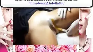 فتاة باهتة مع شعر طويل يحب لامتصاص ديك ليشعر به داخل كس رطب