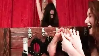 بالكاد فتاة القانونية ، جيسيكا ريكس يمتص ديك أفضل صديق لها ، و ركوب عليه وقحة هي بالكاد فتاة القانونية ، جيسيكا ريكس يمتص ديك أفضل صديق لها ، و ركوب عليه وقحة هي