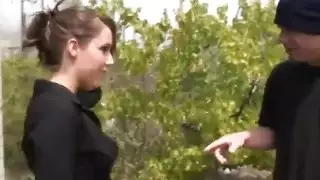قرنية وقحة زوجة تمتص الديك مثل الموالية قرنية وقحة زوجة تمتص الديك مثل الموالية