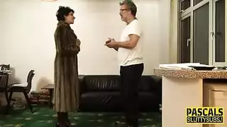 مارس الجنس ليئيل والعصي مرة أخرى في مؤخرتها. مارس الجنس ليئيل والعصي مرة أخرى في مؤخرتها.