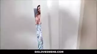 سيسيل بليك وزوجها على وشك أن يكون لهما رباعي مع العديد من النساء المفعم بالحيوية. سيسيل بليك وزوجها على وشك أن يكون لهما رباعي مع العديد من النساء المفعم بالحيوية.