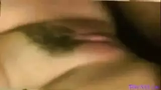 قحبة عراقية تقاسي نيك طيزها بقوة و بزازها الممتلئة تتأرجح و نياكها ينيكها و يقذف داخلها