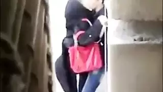 افلام نيك عربي‎ شاب يزنق البنت في حتة فاضية وقعد ينيك في طيزها ويفرشها