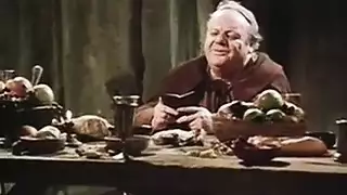 ترضع زب عجوز جالس في المكتب و تمنحه احلى جنس فموي حتى يقذف زبه في فمها