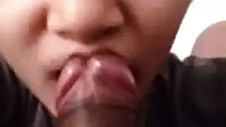 عاهرات جميلات يجمعن النصائح حول طاولة القمار ، ما هو أفضل إحساس بهما عاهرات جميلات يجمعن النصائح حول طاولة القمار ، ما هو أفضل إحساس بهما