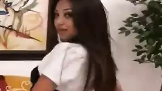 جبهة مورو قرنية لاتينية تحب عندما يكون زوجها مستلقيًا على وجهها ، لأنه يجعلها نائب الرئيس. جبهة مورو قرنية لاتينية تحب عندما يكون زوجها مستلقيًا على وجهها ، لأنه يجعلها نائب الرئيس.