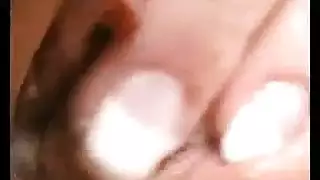 بعد عيد ميلادها ، فتاة مفلس تمارس الجنس الساخن في غرفة نومها ، في الملهى الليلي بعد عيد ميلادها ، فتاة مفلس تمارس الجنس الساخن في غرفة نومها ، في الملهى الليلي