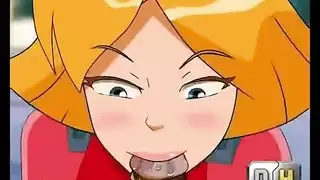 إنها عاهرة مهووسة بالجنس وتحب أن يمارس الجنس معها بقوة من قبل أي رجل تقابله إنها عاهرة مهووسة بالجنس وتحب أن يمارس الجنس معها بقوة من قبل أي رجل تقابله